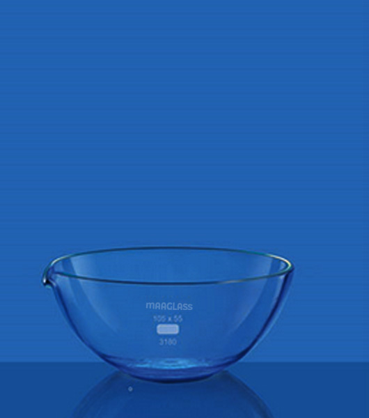 Glass Evaporating Dishes Flat Bottom With Spout
